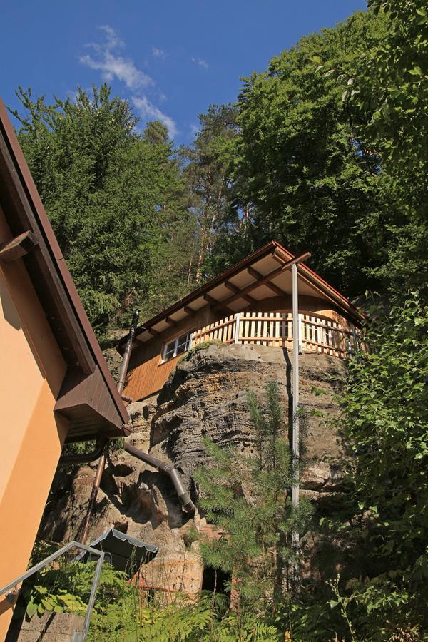 Malbenka - Chata Na Skale Pod Hradem Kokorin Luaran gambar